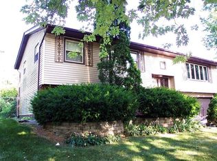 21613 Jeffrey Ave, Chicago Heights, IL 60411