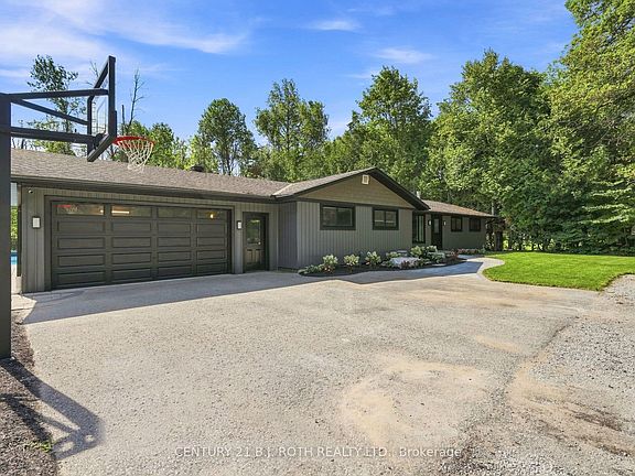 5th image of 3779 Agnew Rd