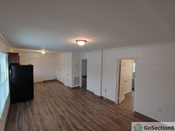 3rd image of 17 Lanford Dr