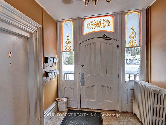 3rd image of 7 Church St