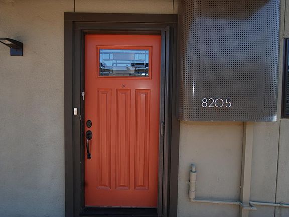 2nd image of 8205 Admiralty Ln