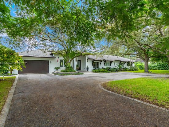 11835 SW 91st Ave, Miami, FL 33176