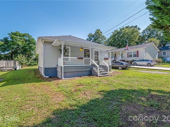 3rd image of 800 Carolina Mill Cir