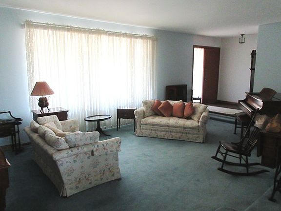 4th image of 13041 S Cypress Ln