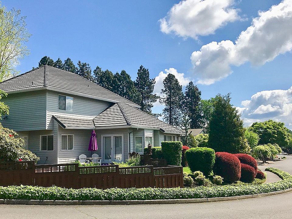 2nd image of 21533 NE Lachenview Ln