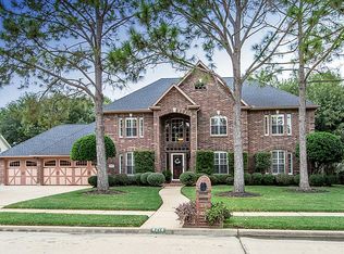 4214 Kirby Oaks Dr S, Seabrook, TX 77586