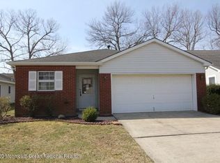 1569 Alpen Ln, Toms River, NJ