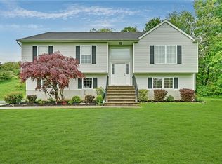 162 Mountain Rd, Hamburg, NJ 07419