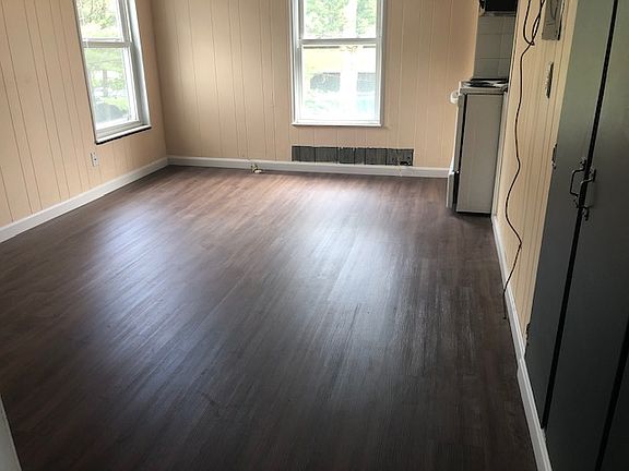 3rd image of 1151 Worcester Rd #2
