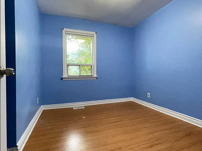 795 Ellesmere Rd — Photo 5