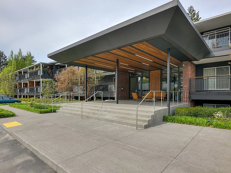 Cedar Hills — Photo 38