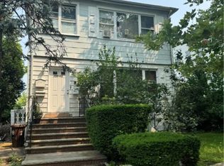 13803 82nd Dr, Jamaica, NY 11435