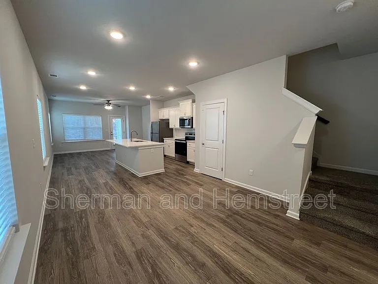 2073 Lotus Drive Lotus Dr #2073 — Photo 2