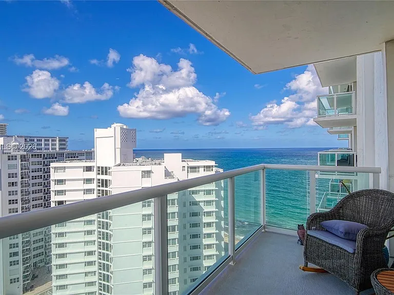3550 Galt Ocean Dr #1808 — Photo 19