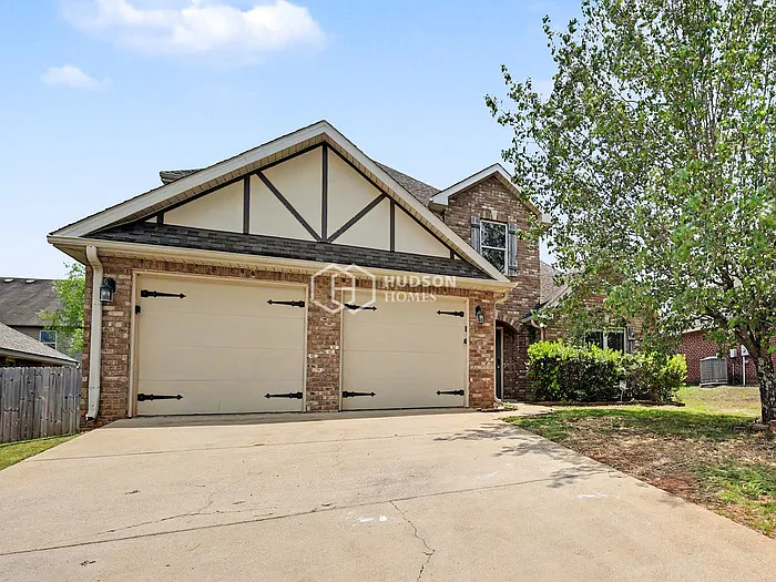 1144 Alden Glen Dr — Photo 1