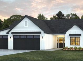 428 Dana Pl, Bismarck, ND 58504