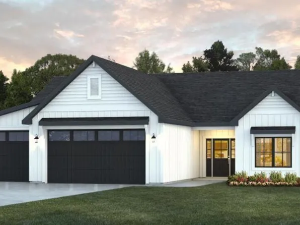 428 Dana Pl, Bismarck, ND 58504