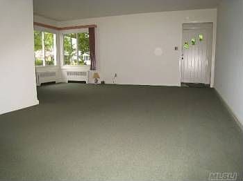 1st image of 766 Lakeside Dr