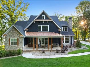 1017 Ski Spray Point, Opelika, AL 36804