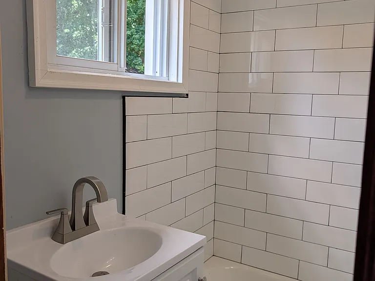 250 Litchfield St #1 — Photo 9