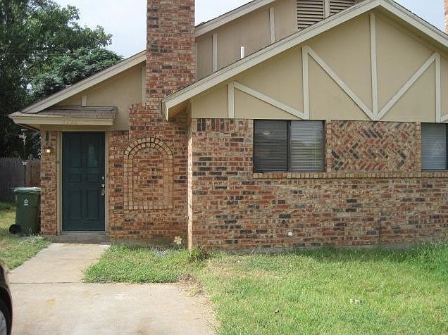 1st image of 1726 Patricia St