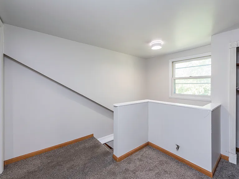903 S McAlister Ave — Photo 15