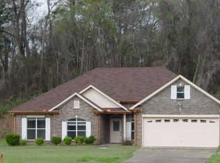 106 Ruby Ln, Vicksburg, MS 39183