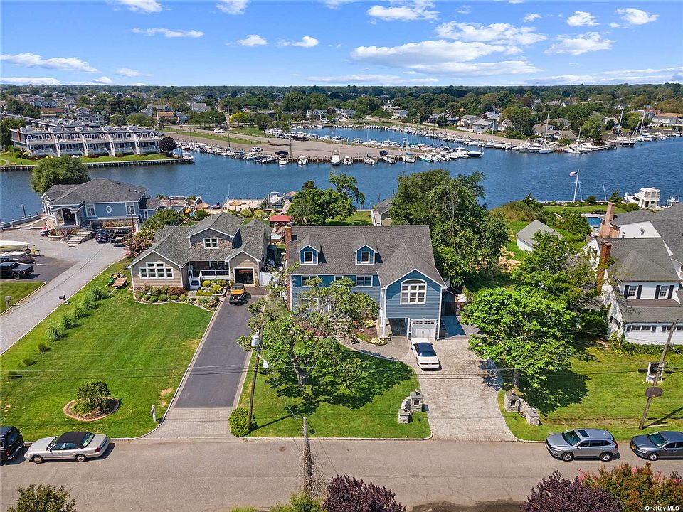 230 W Islip Road, West Islip, NY 11795 MLS 3501477 Zillow