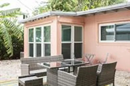 204 Coral Rd — Photo 17
