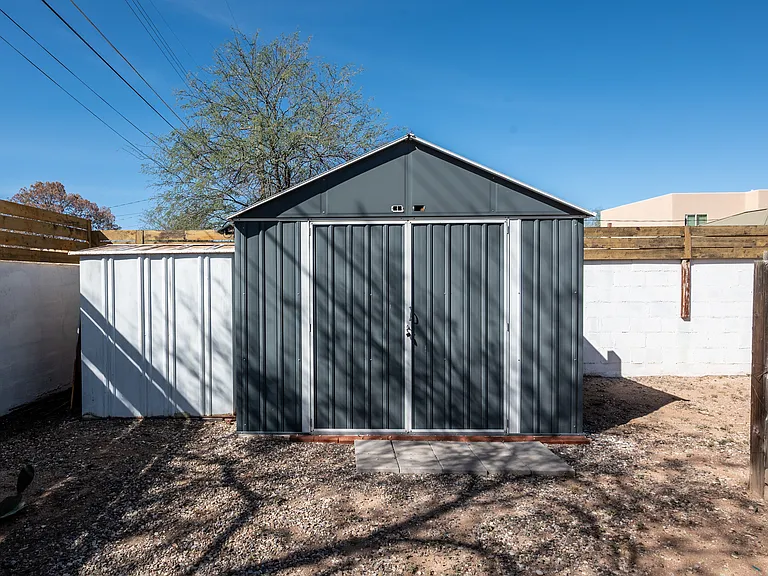 2620 E Lee St — Photo 21