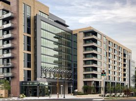 Flats 8300 Apartment Homes