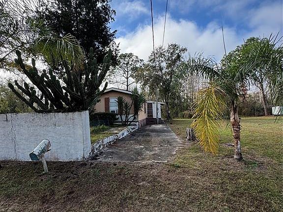 3rd image of 12748 Via Plaza Way