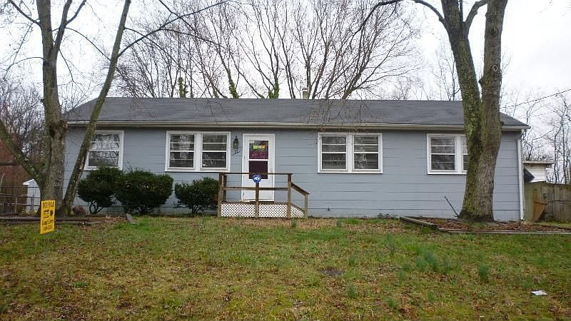 1st image of 1221 Fairbank Ln