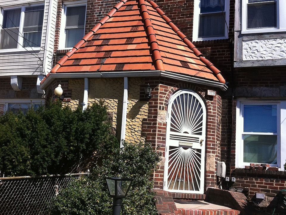 2nd image of 21224 Nashville Blvd