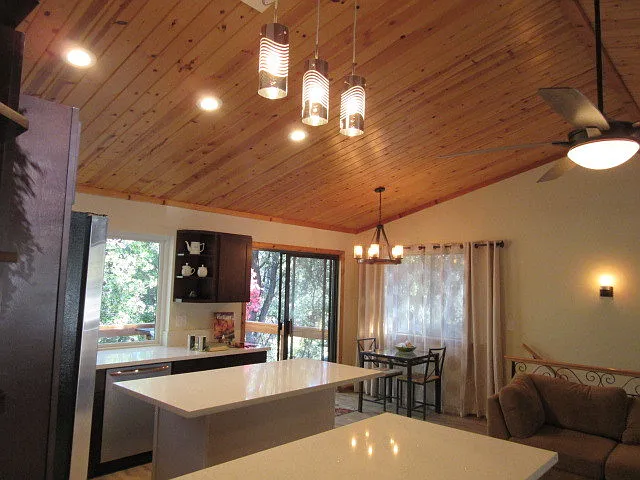 2239 Bernina Dr — Photo 11