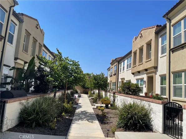 3305 E Midsummer Privado Unit 4, Ontario, CA 91762