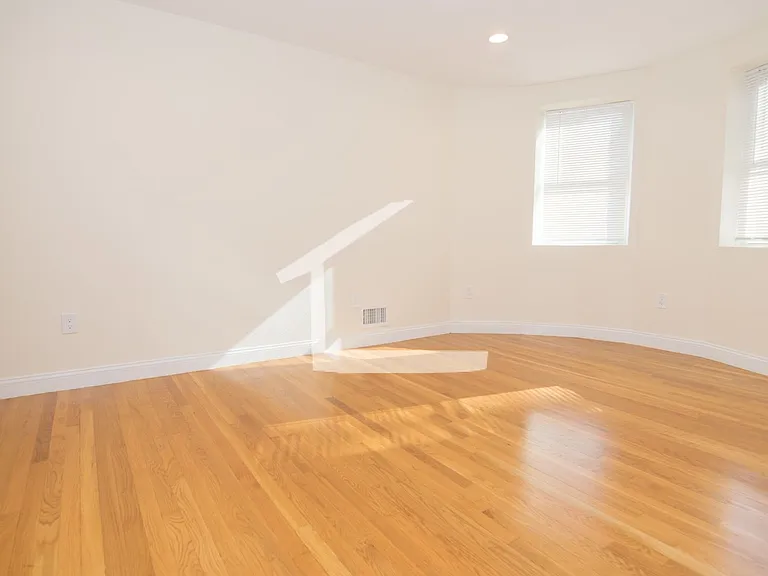 1801 Beacon St #A02 — Photo 6