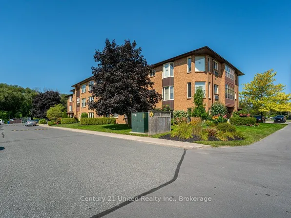 2181 Walker Ave #303, Peterborough, ON K9L 1T6