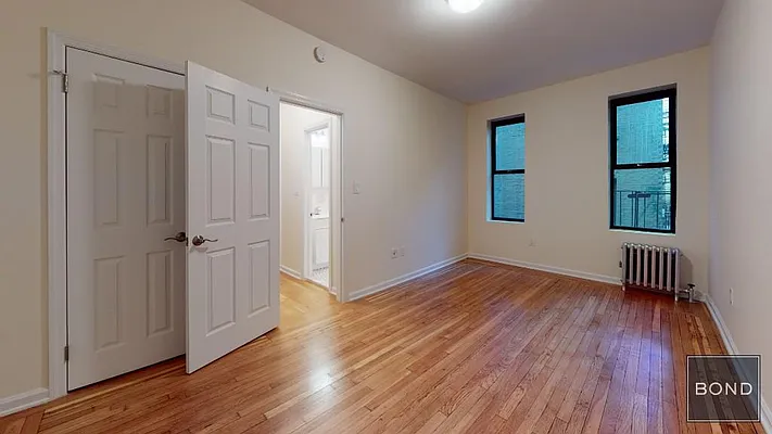 Rented by Bond New York | media 6