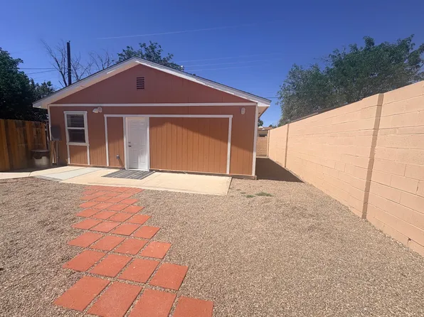 8413 Gutierrez Rd NE #B, Albuquerque, NM 87111