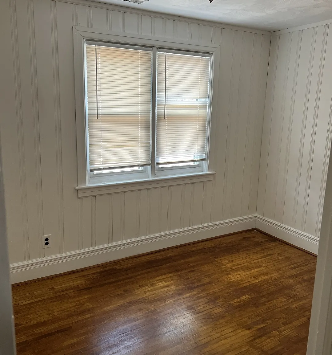 1 bed, 900 sqft, $1,200 — Photo 2