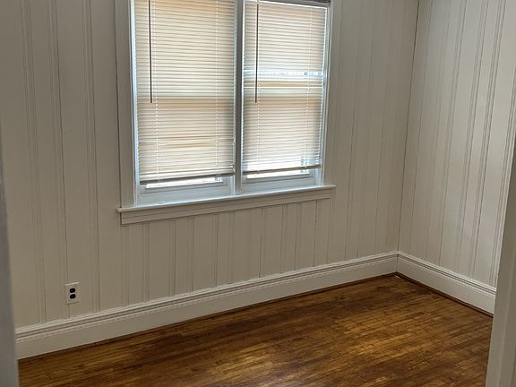 2nd image of 615 Rhode Island Ave #2