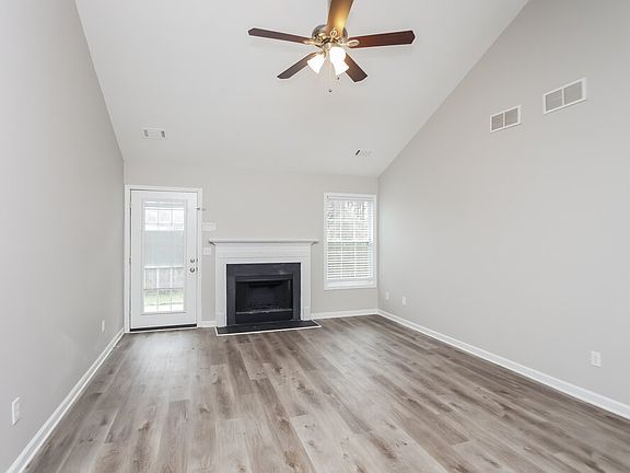 3rd image of 235 Acorn Hill Ct