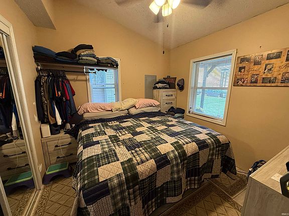 5th image of 1437 Treen St