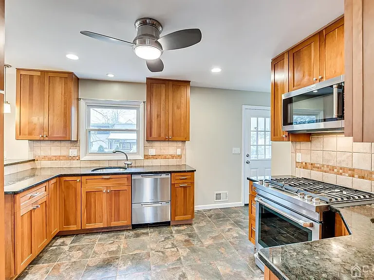 257 W Grant Ave — Photo 27