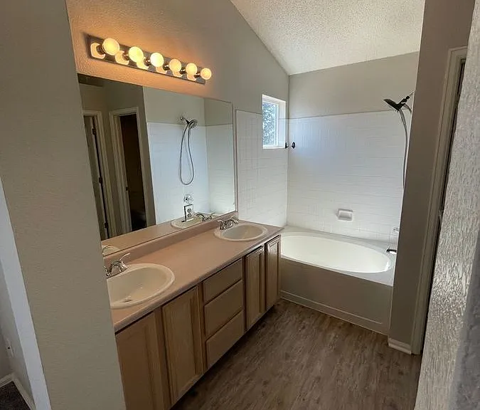 5045 Sweetgrass Ln — Photo 11