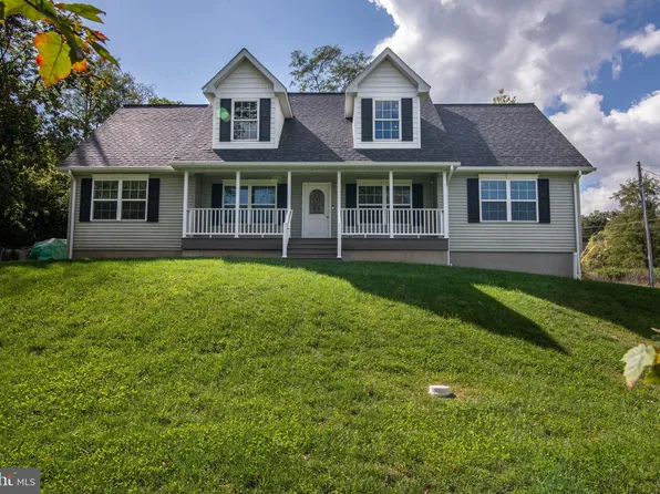 76 Dew Drop Rd, York, PA 17403