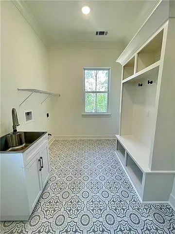 602 Foy St — Photo 14