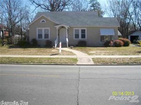 1st image of 1707 S Linden St