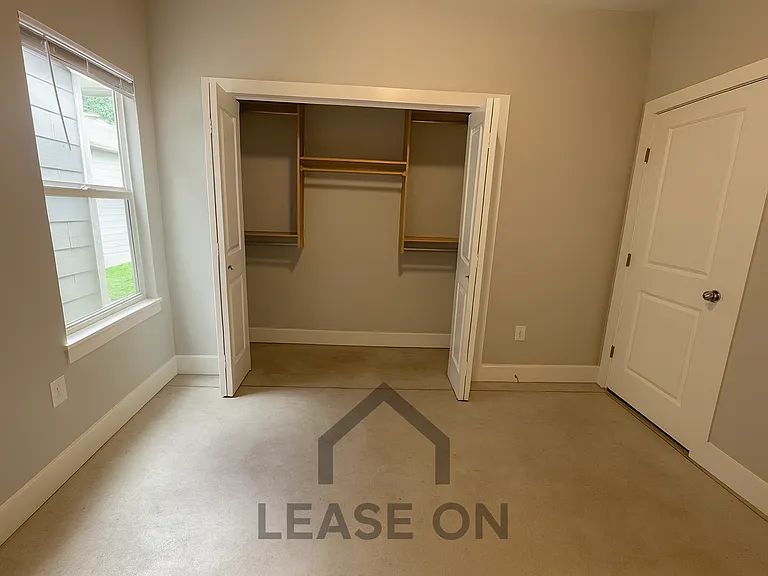 2902 W 55th St N — Photo 11
